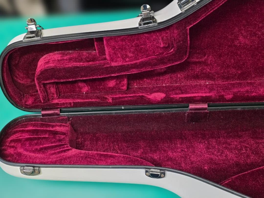 CCシャイニーケース テナーサックス用 ホワイト