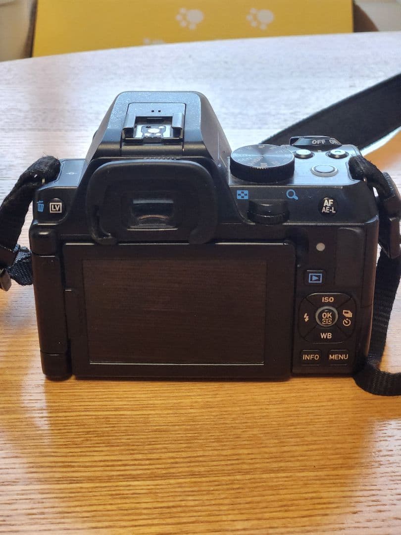 【訳あり品】PENTAX K-S2 デジタル一眼レフカメラ本体ダブルズームキット