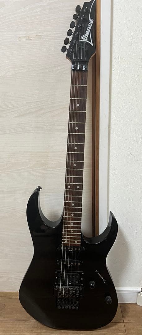 Ibanez アイバニーズ　エレキギター　RG560、570？