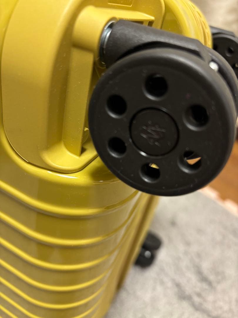 RIMOWA エッセンシャルキャビン