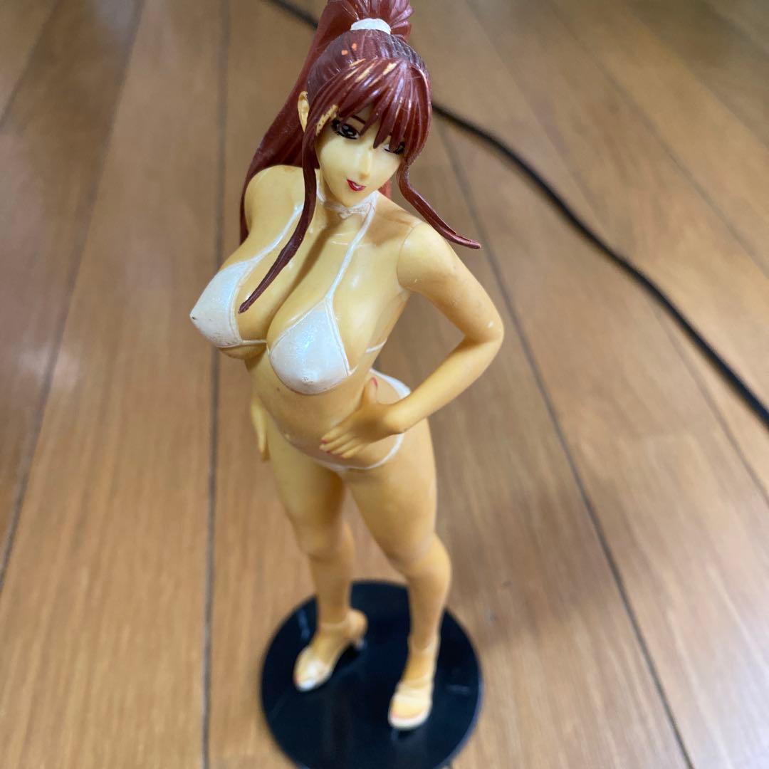 セクシー女性フィギュアセット4体。