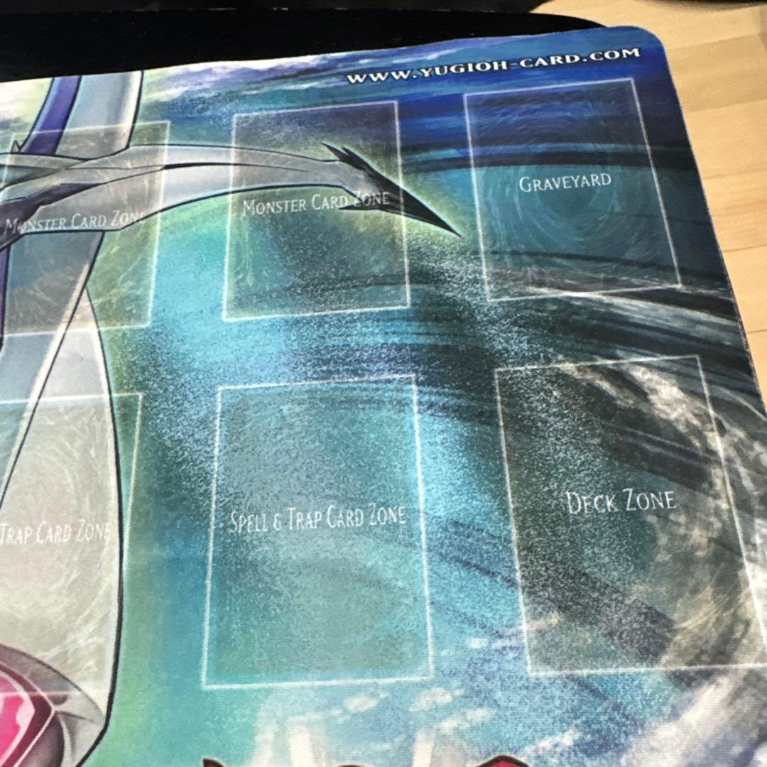 CNo.32 海咬龍シャーク・ドレイク・バイス　プレイマット