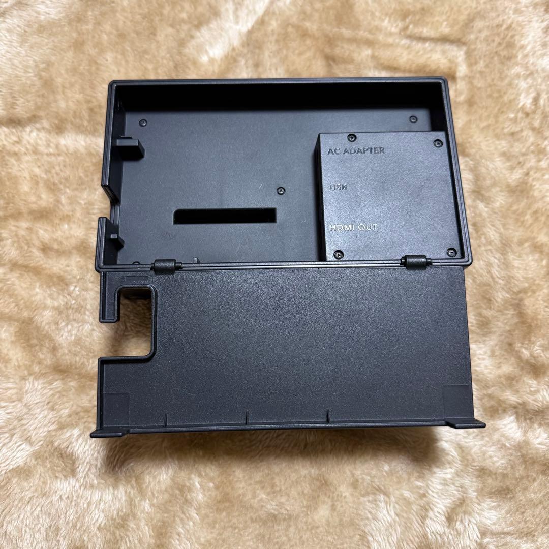 Nintendo Switch 本体 グリーンとピンクのジョイコン