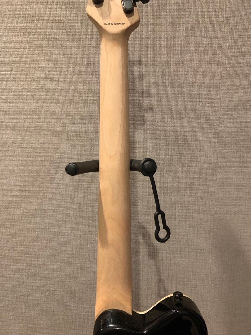 Sterling by Music Man Ax3 エレキギター ブラック　中古