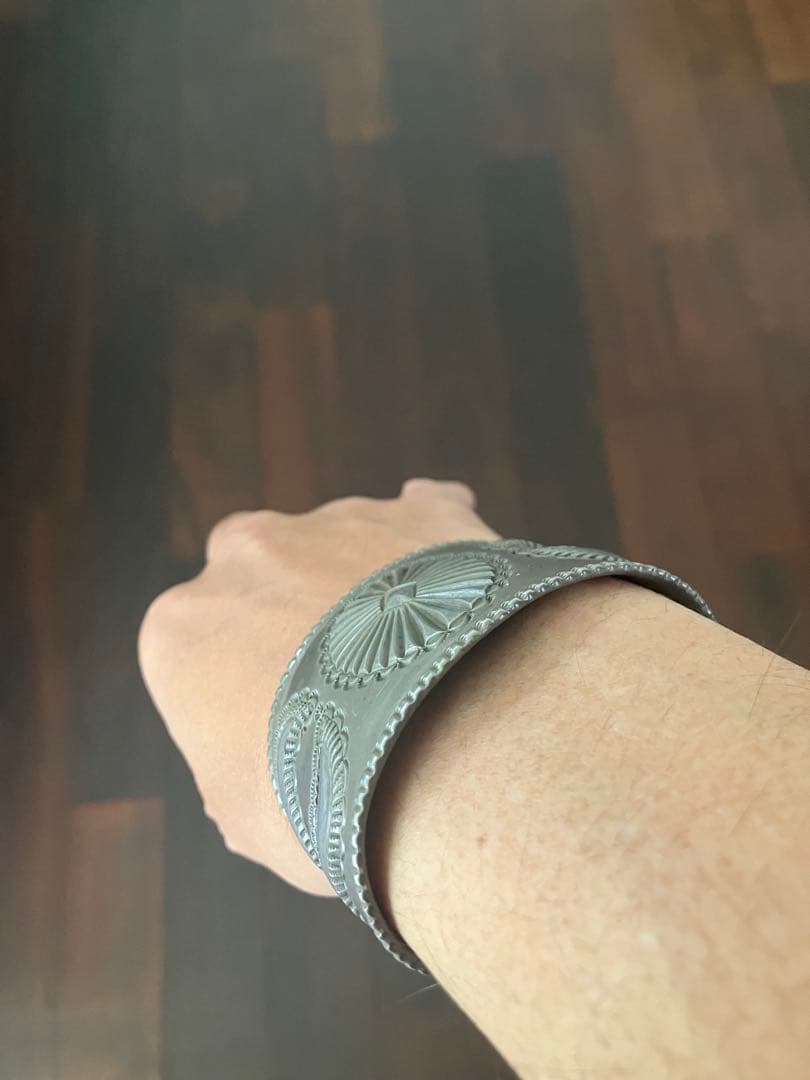 Perry Shorty ペリーショーティー シルバー バングル