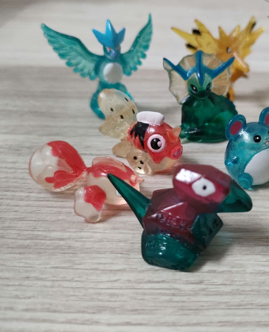 ポケモン　クリア素材 ガチャガチャ　フィギュア　年代物　平成レトロ