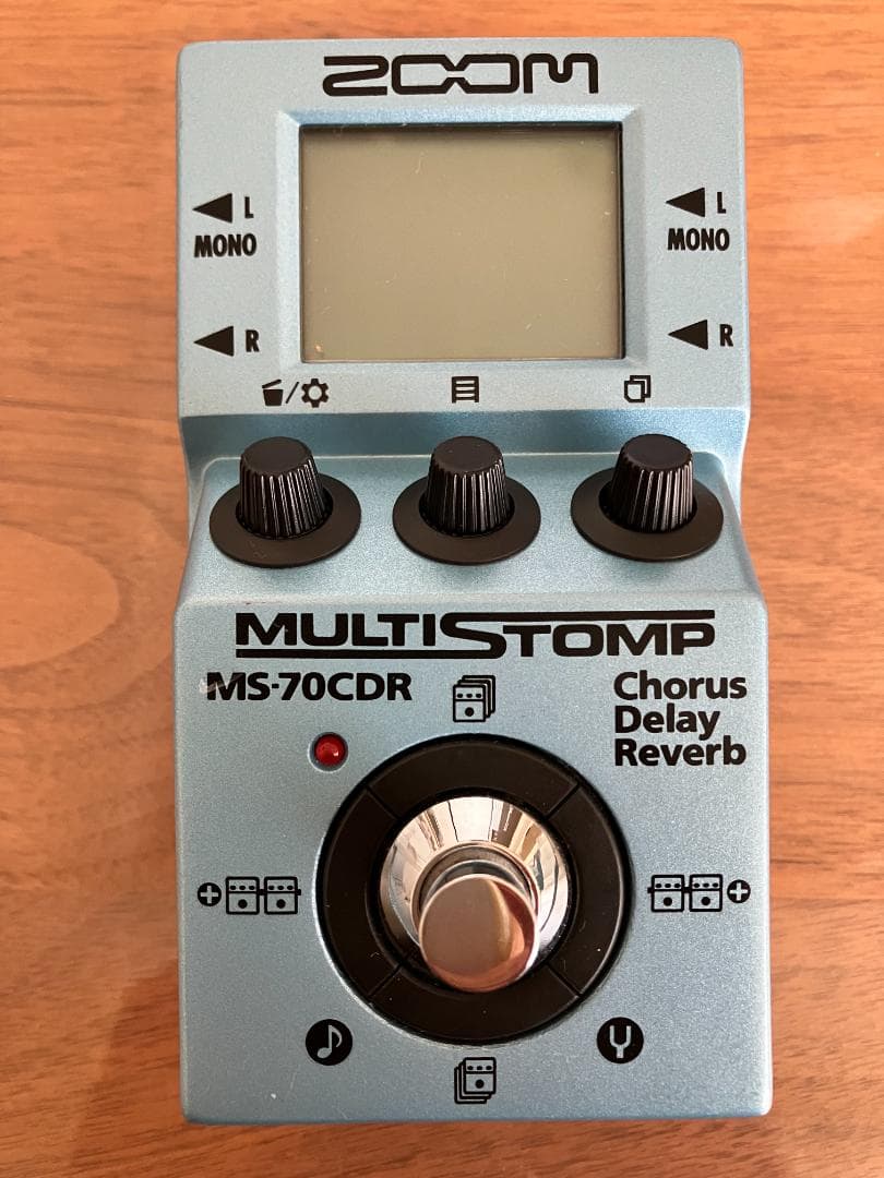 ZOOM MS-70CDR マルチストンプ ①