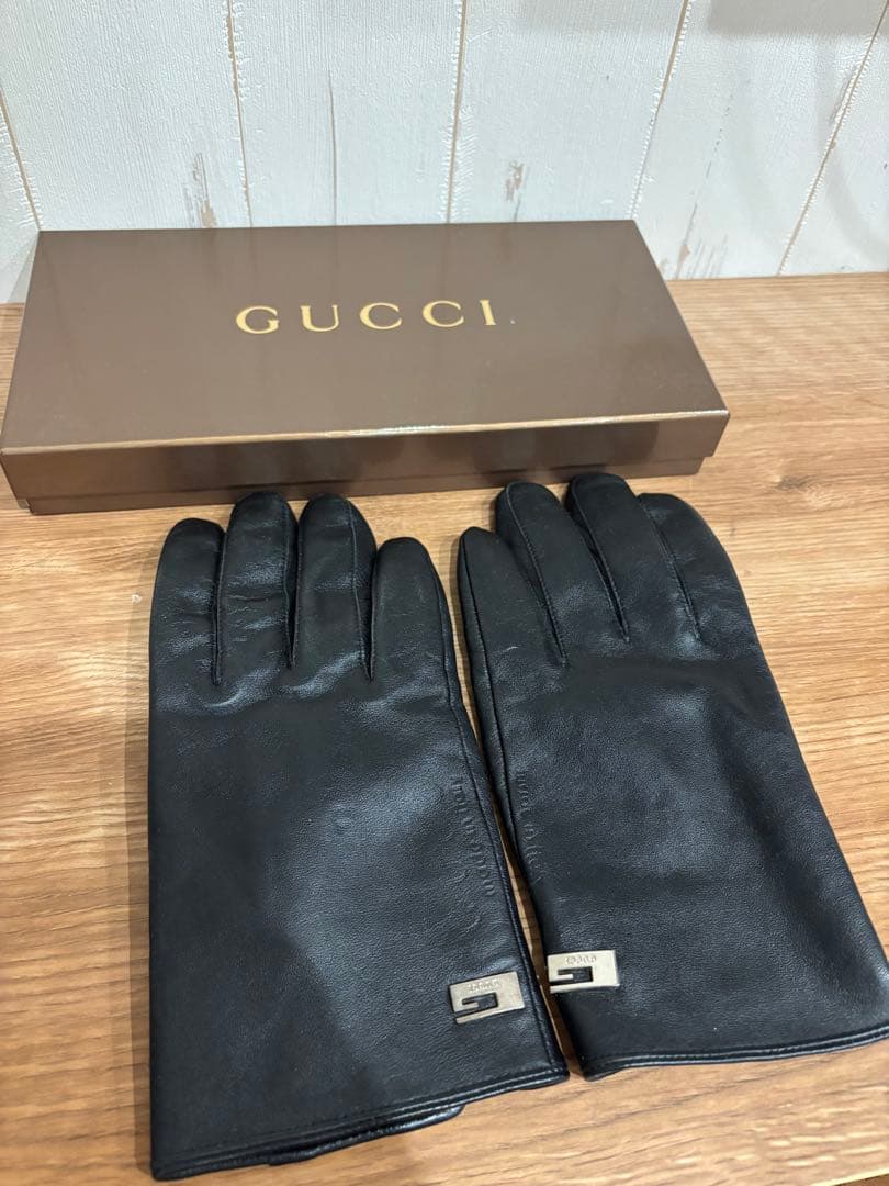 GUCCI グッチ　本革 レザー手袋 ブラック