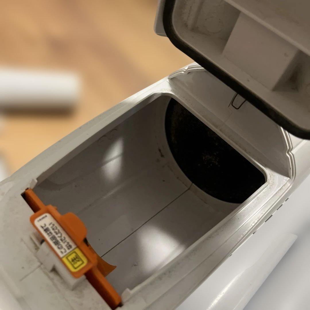 Makita cl182fd 紙パックタイプ　充電器付き 中古　動作確認済