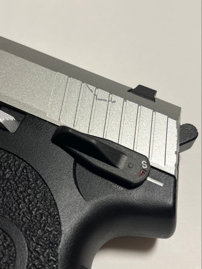 東京マルイ BIOHAZARD RE:4 SG-09R