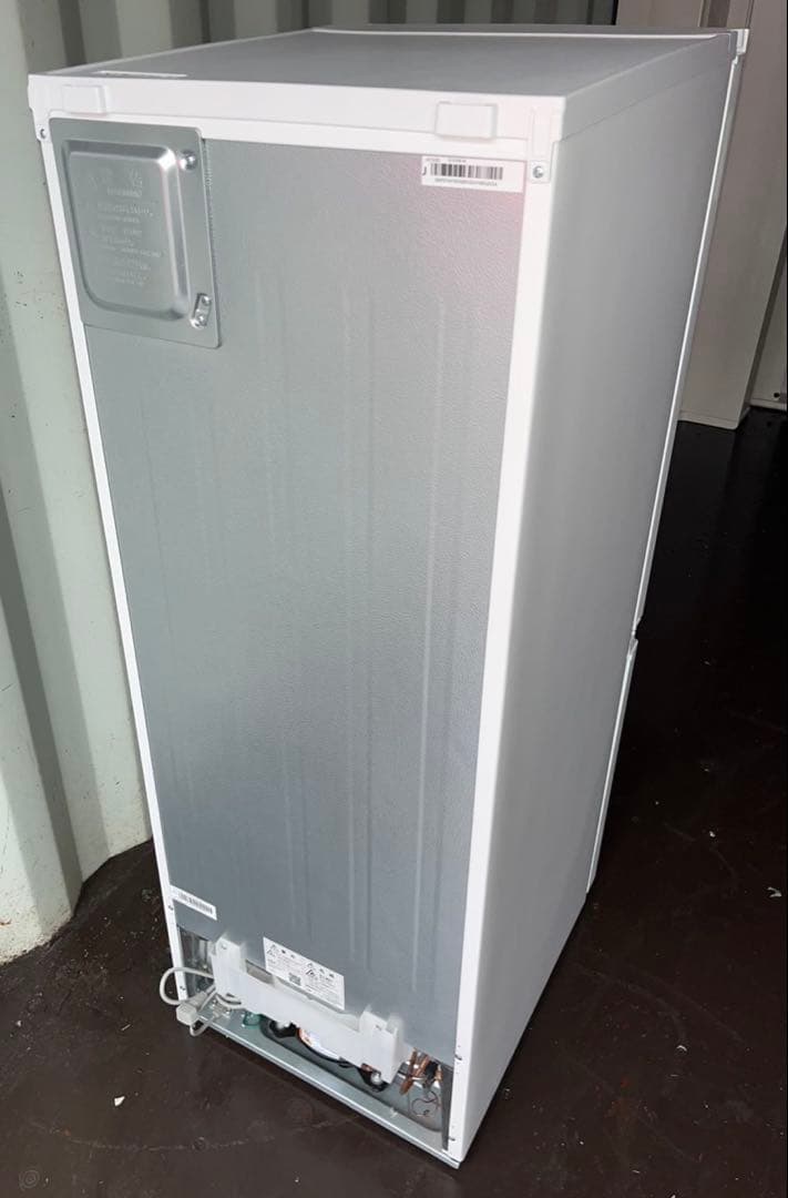 SHARP シャープ 冷凍冷蔵庫 SJ-D18K 2024年製