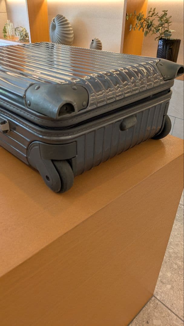 RIMOWA SALSA　DELUXE　 キャリーケース　2ウィール