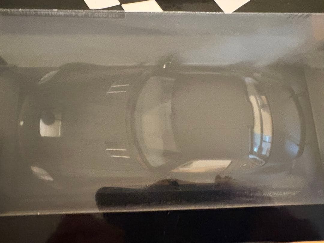 MINICHAMPS メルセデス・ベンツ SLS AMG 1:18