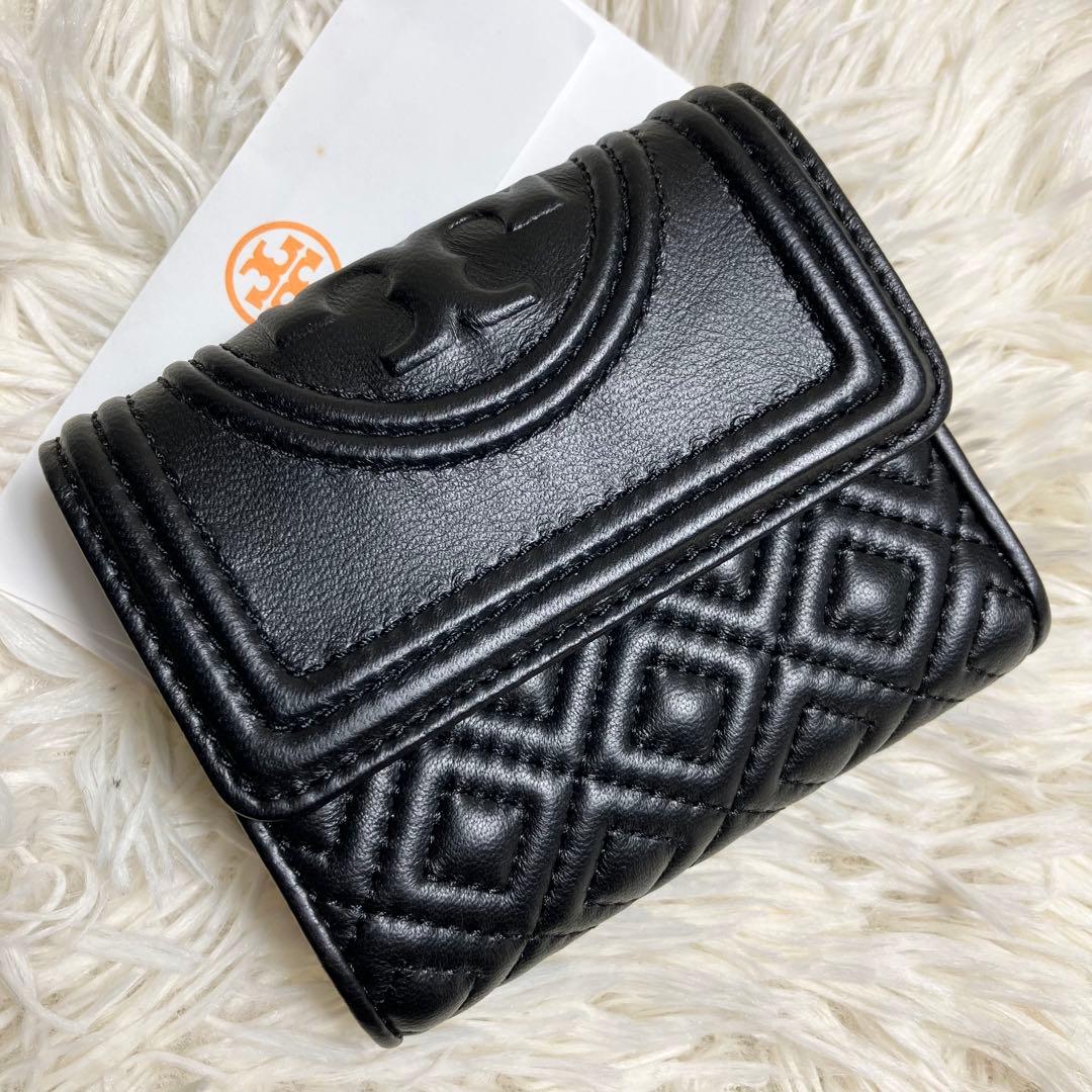 【極美品】トリーバーチ＊キルティング 三つ折りレザーブラック