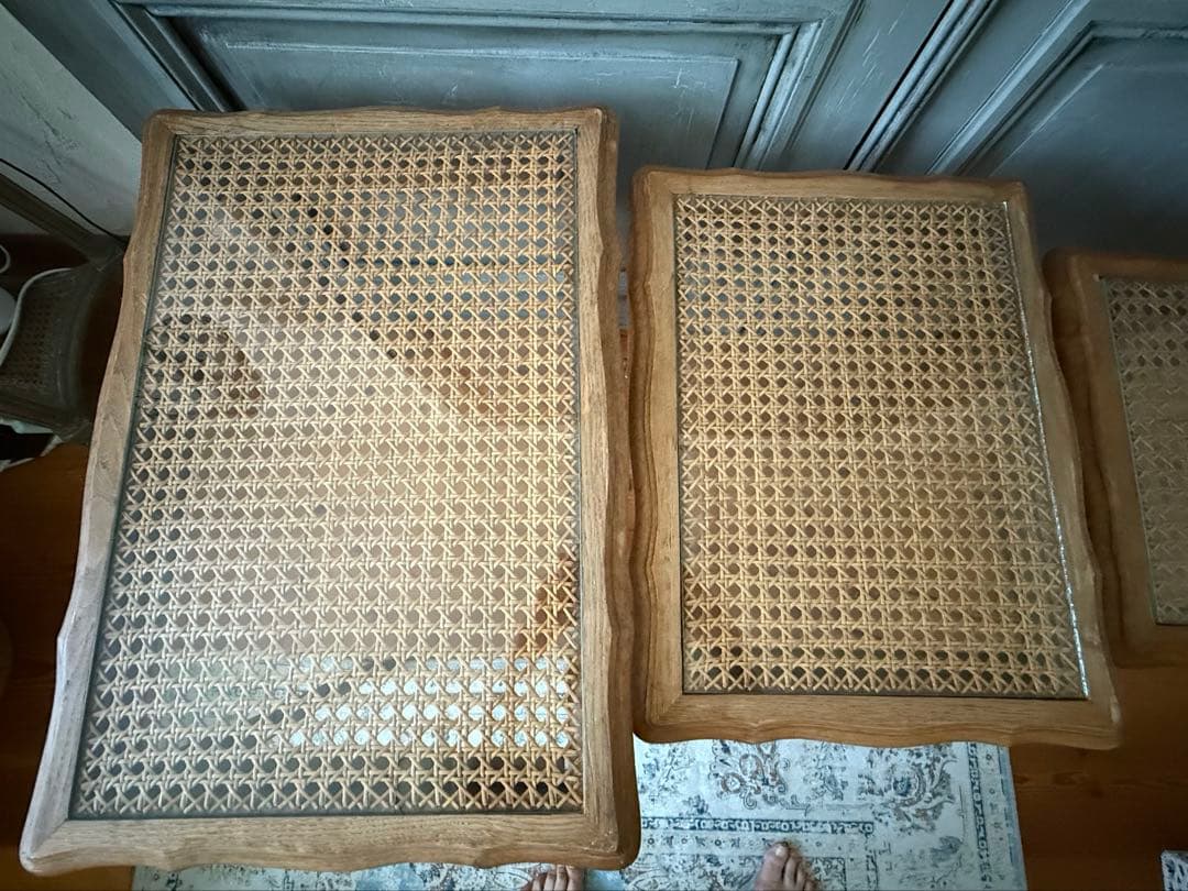 【値下げ】フランスアンティーク　ガラス天板のネストテーブル　猫脚