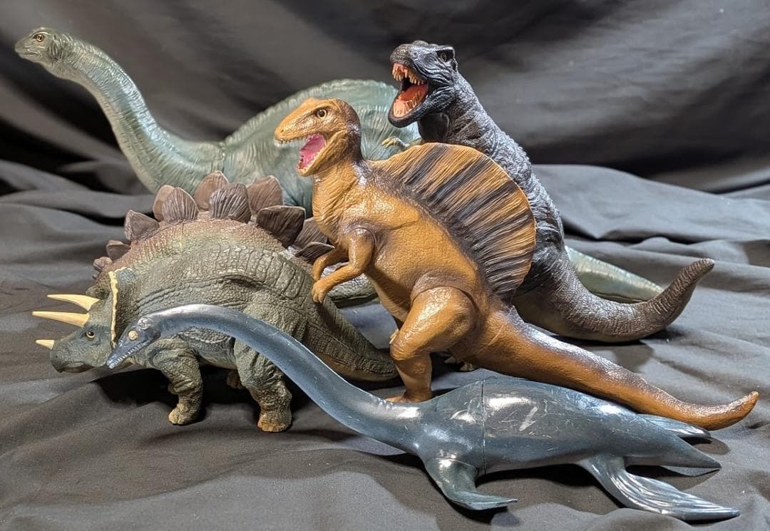 昭和レトロ恐竜（ツクダホビー）ソフビフィギュア６体セット