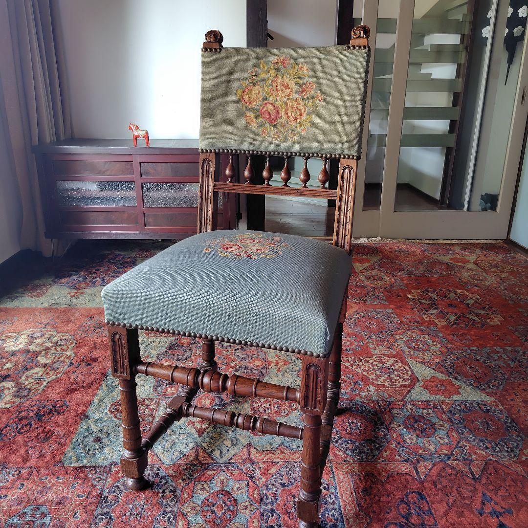 ベルギー　アンティーク　ナポレオン　チェア　プチポワンの椅子