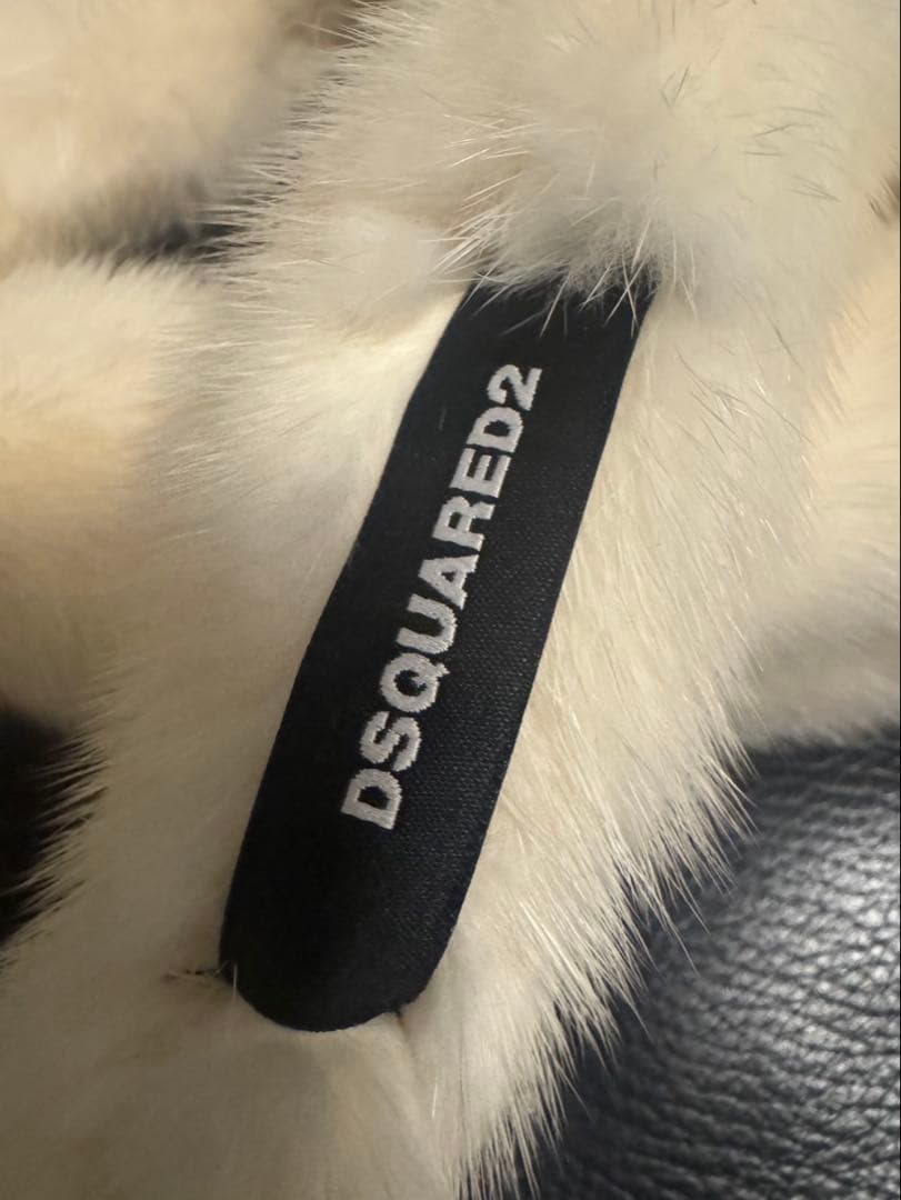【DSQUARED2】ラビットファー マフラー／リアルファー／オフホワイト 美品