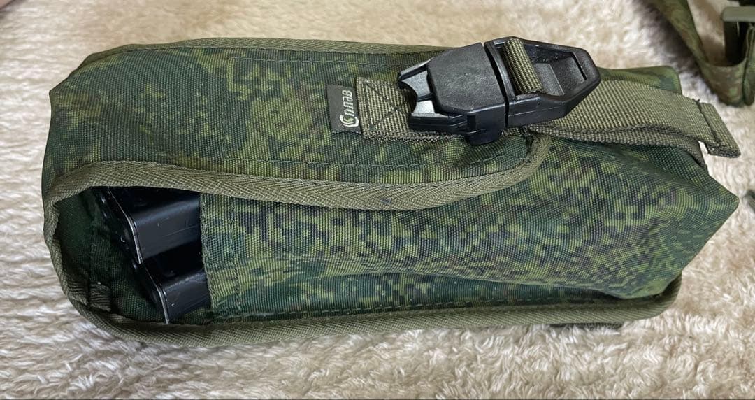 ロシア製実物　デジフロ　ポーチ8点➕スリング　ロシア軍