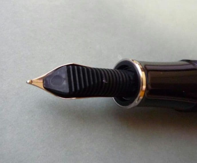 【美品】ペリカン 自然の美観シリーズ M640 ポーラーライト 万年筆（字幅F）