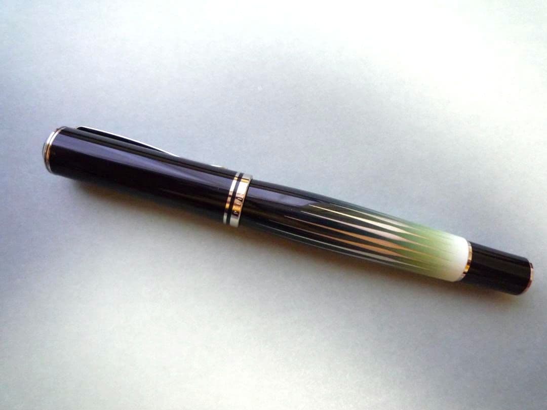 【美品】ペリカン 自然の美観シリーズ M640 ポーラーライト 万年筆（字幅F）