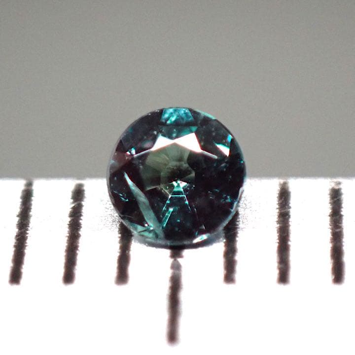 【ブラジル産】アレキサンドライト