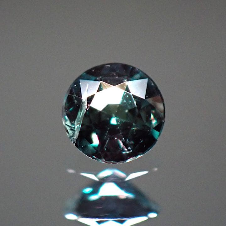 【ブラジル産】アレキサンドライト