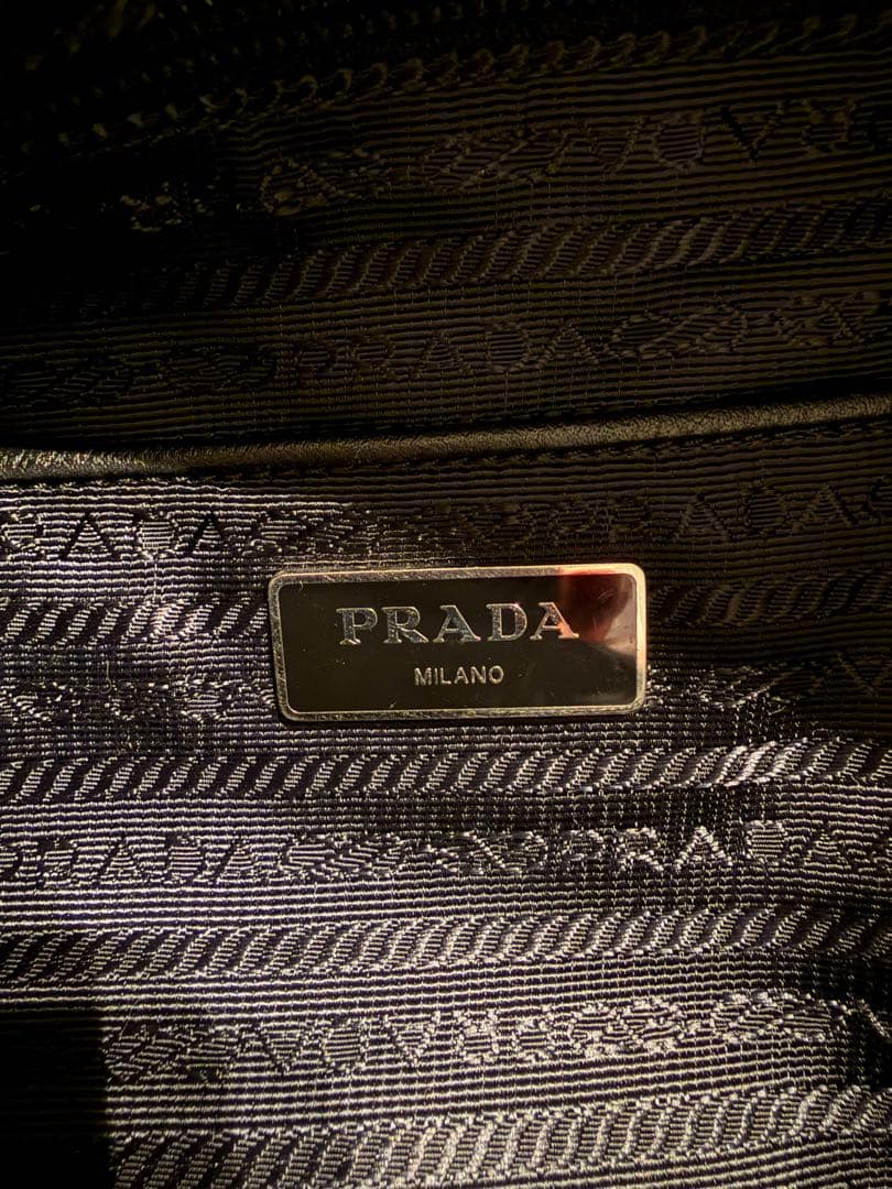 【美品】PRADAショルダーバッグ　黒