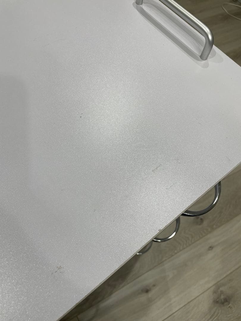 エトゥベラ　ネイルテーブル　ネイルデスク　折りたたみ