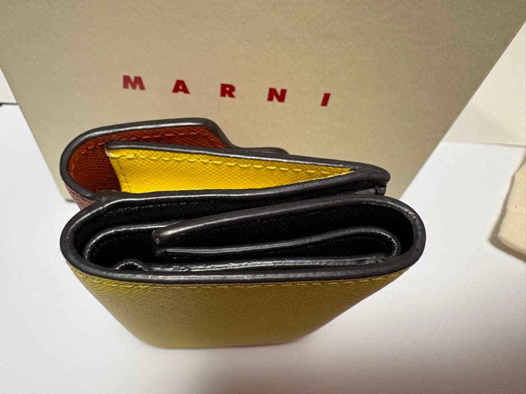 ※年末限定値下げ※MARNI 三つ折り財布 オレンジ/イエロー