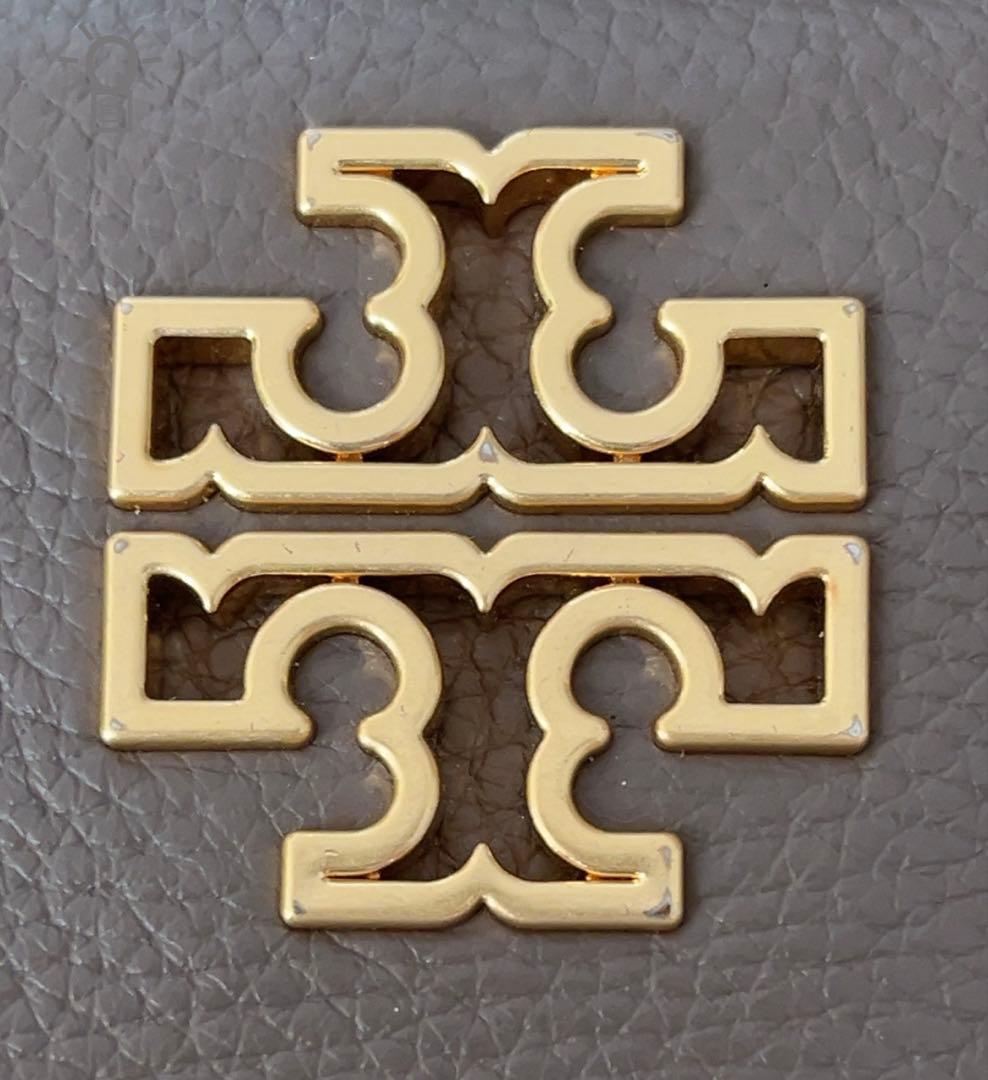 Tory Burch トリーバーチ　二つ折り財布　ミニ財布