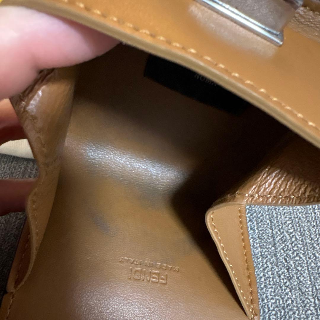 FENDI フェンディ ピーカブー ケース