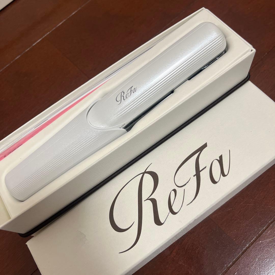 新品未使用　ReFa ストレートヘアアイロン フィンガー　ホワイト