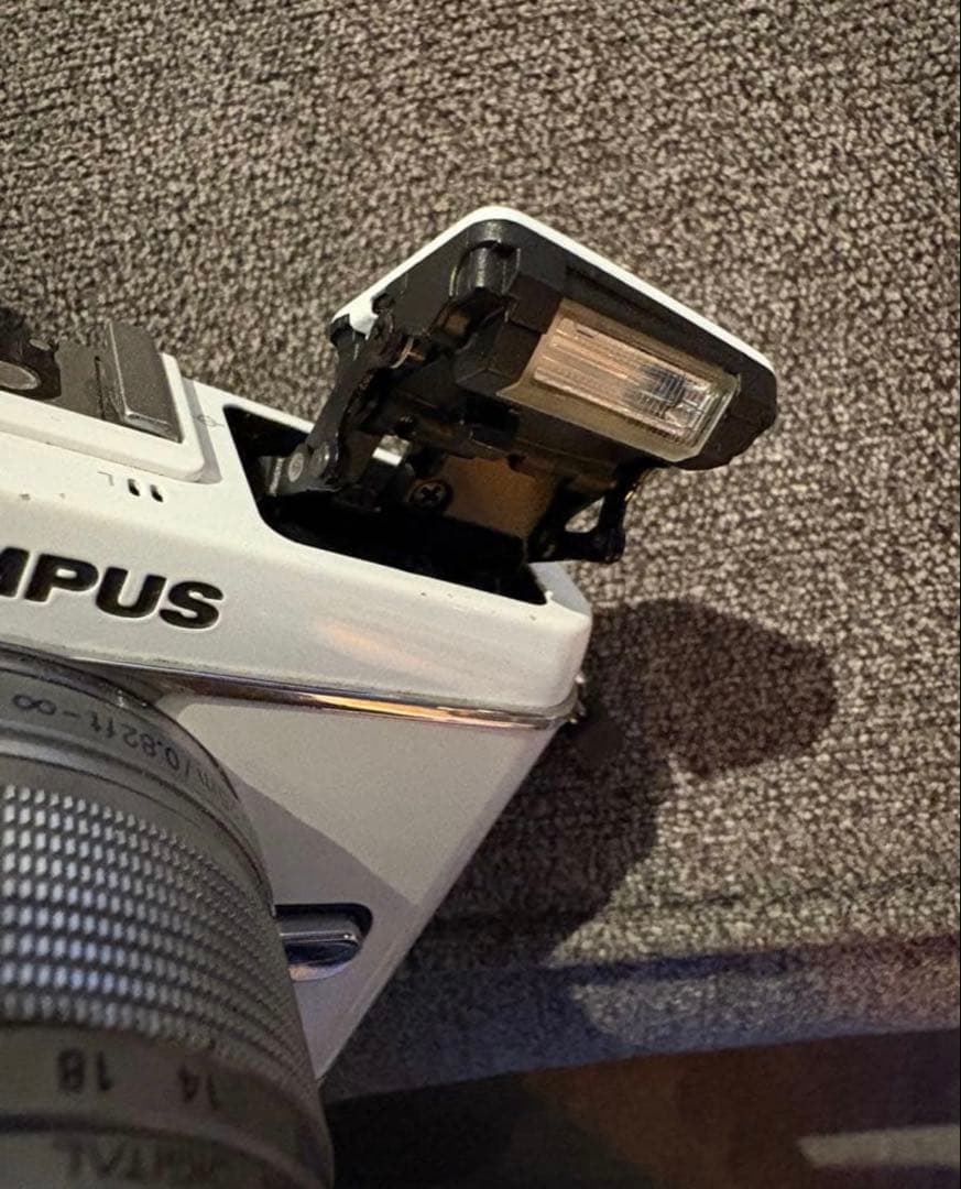 OLYMPUS オリンパス PEN E-P3 ミラーレス一眼