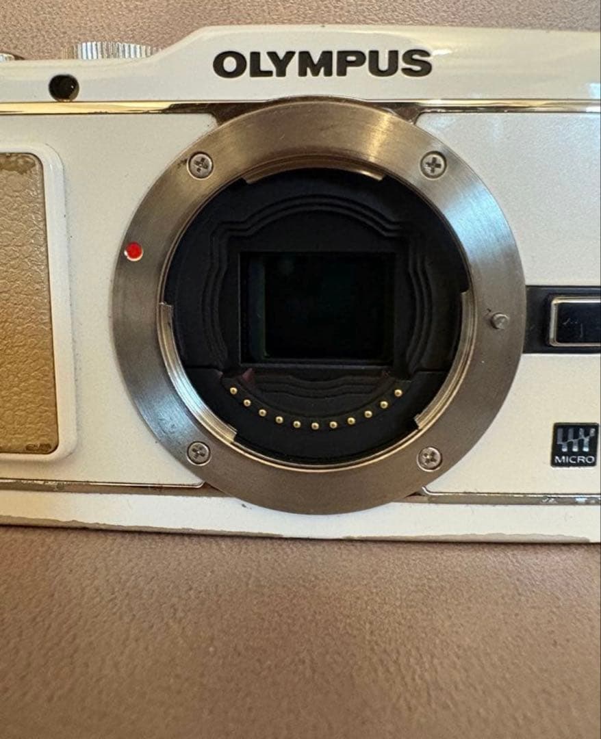 OLYMPUS オリンパス PEN E-P3 ミラーレス一眼