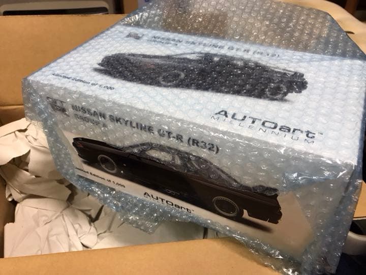 オートアート 1/18 スカイライン GT-R R32 Gr.A仕様 限定品