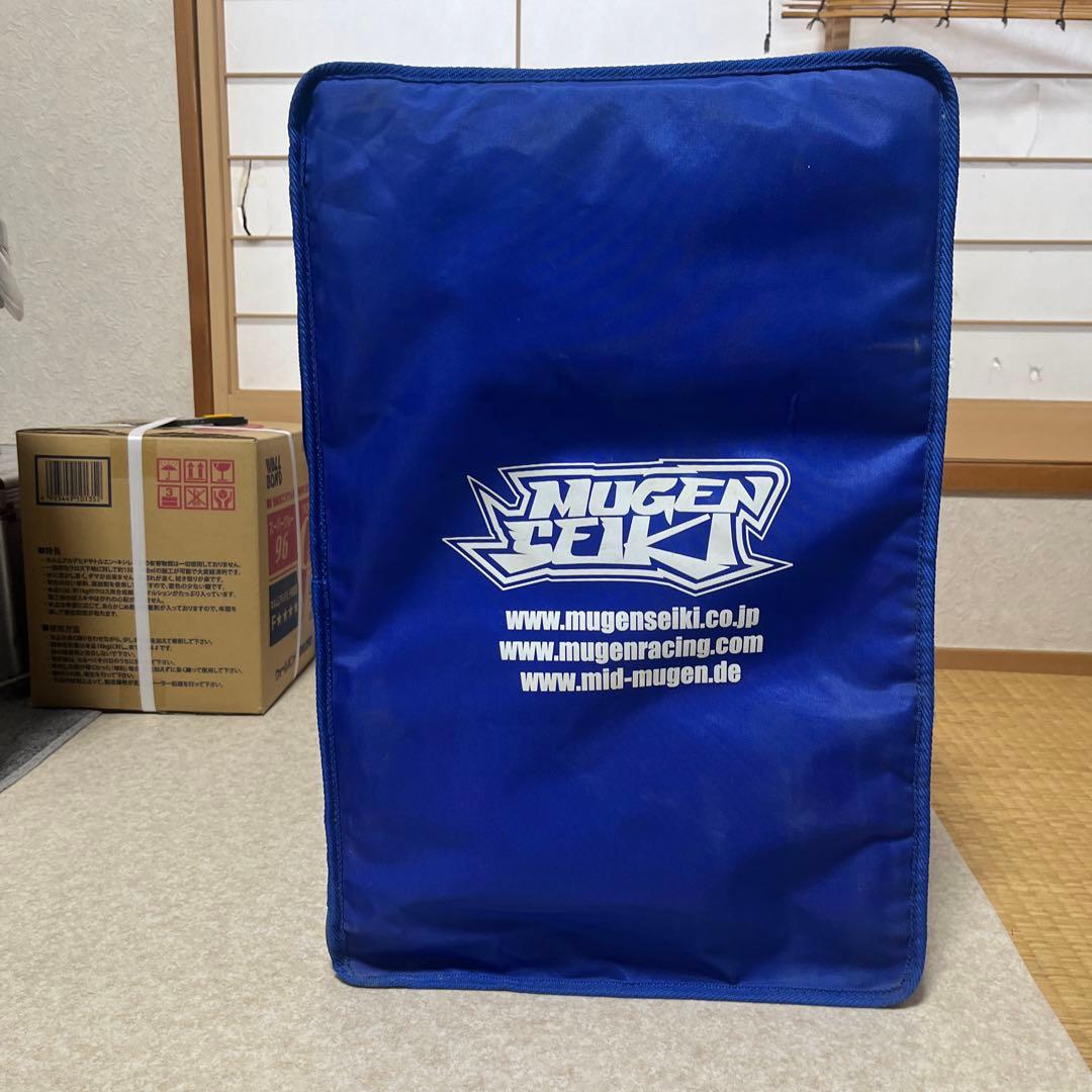 無限精機エンジンバギーケース