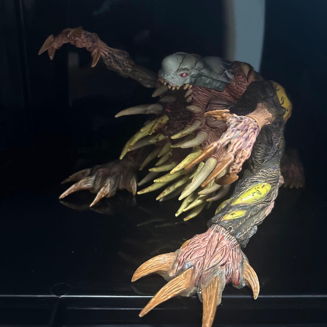 バイオハザード Ｇ ウィリアム・バーキン(第4形態) フィギュア