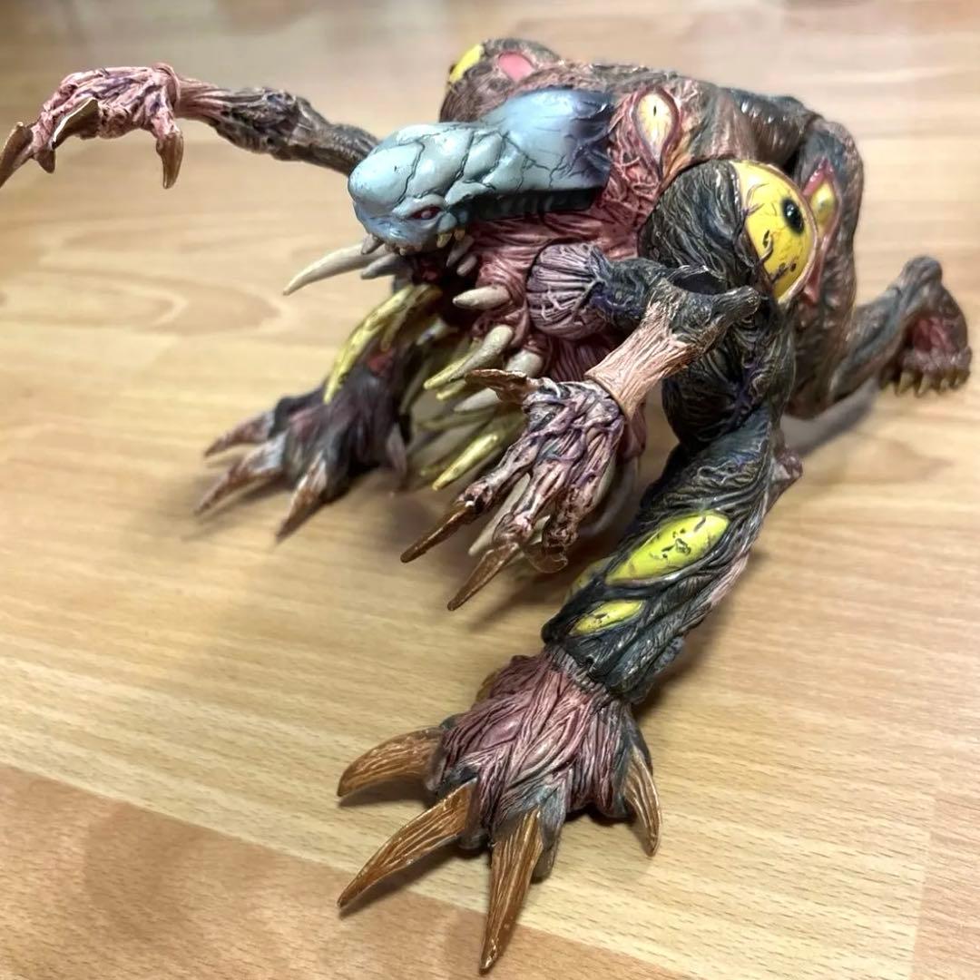 バイオハザード Ｇ ウィリアム・バーキン(第4形態) フィギュア