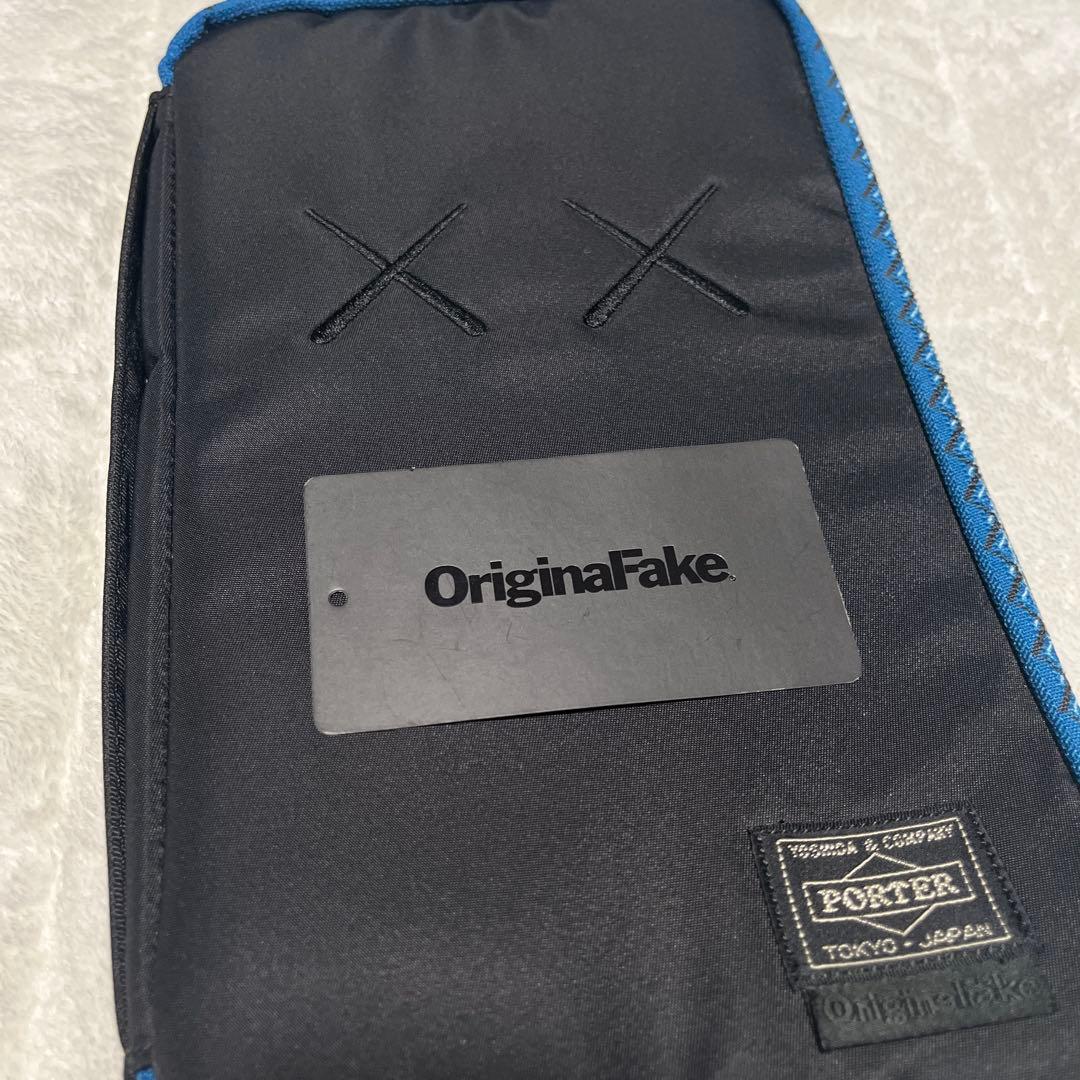 original fake PORTER パスポートケース 黒 青 KAWS