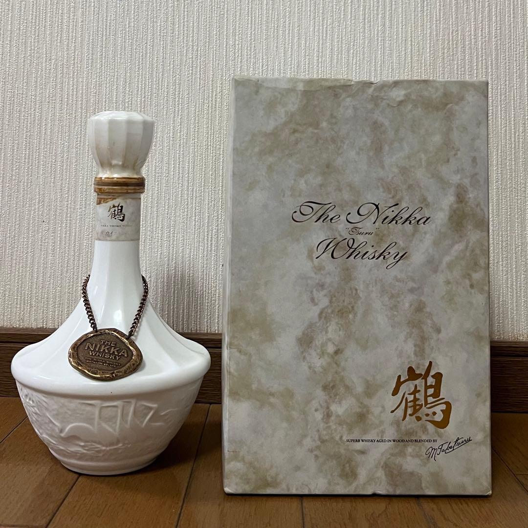 【新品未開栓】ニッカウィスキー 鶴 陶器瓶 古酒　※ボトル液漏れあり