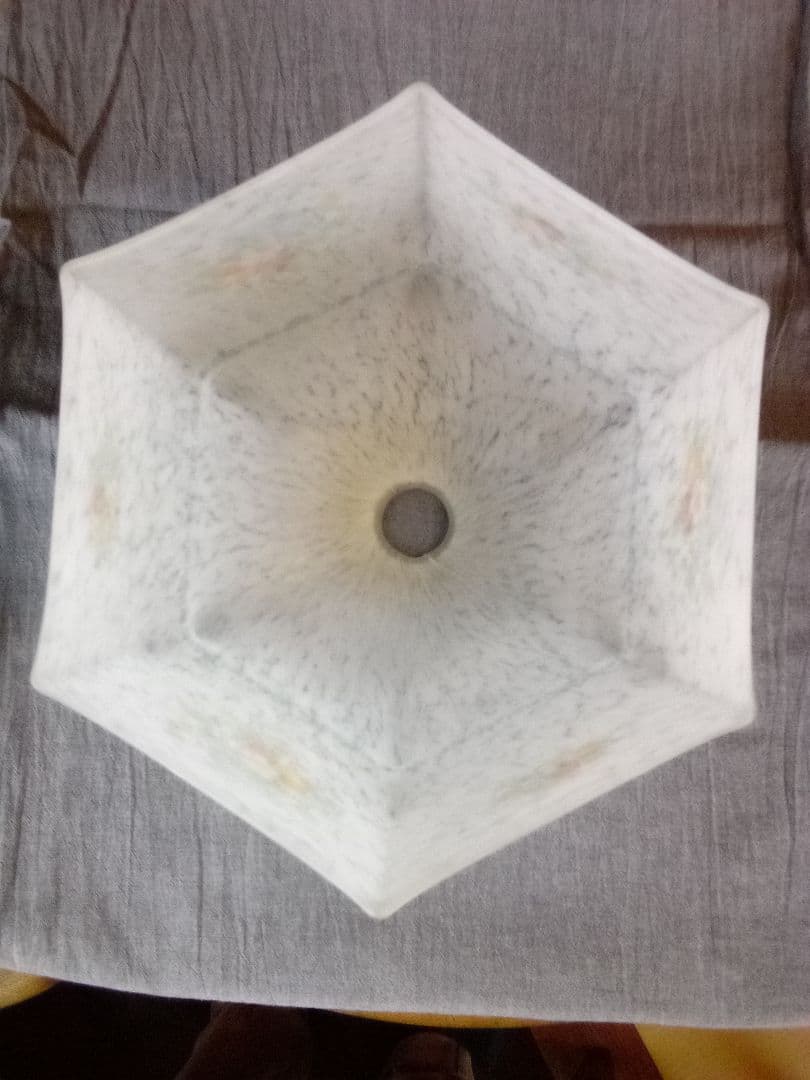 イギリスのガラスシェード 1930年代 マ—ブル模様と花籠