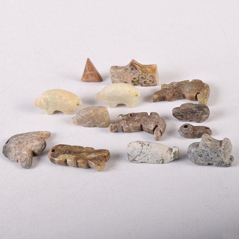 中国　玉石彫刻　根付　玉器　玉珮　装飾品　66点まとめて　M　R8503