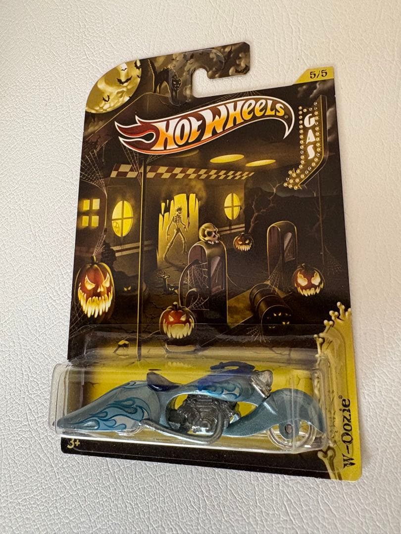 ホットウィール ハロウィン限定　ゴーストバスターズ　Ecto-1