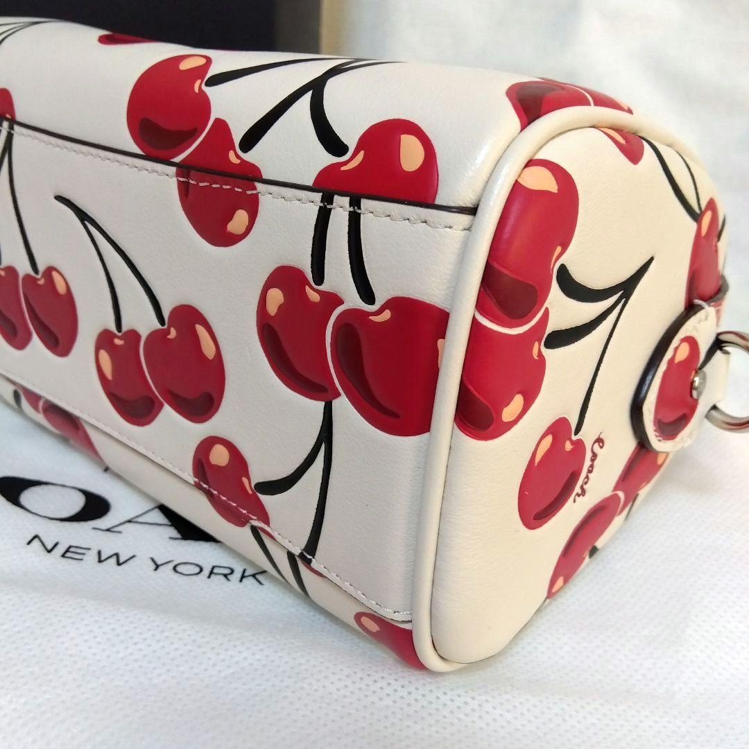 COACH ショルダーバッグ ミニ ローアン クロスボディ チェリー柄 レザー