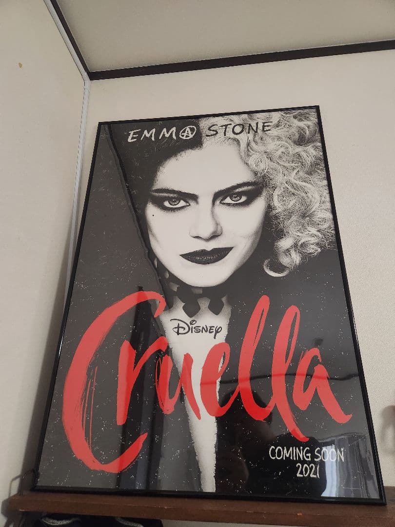 クルエラ アメリカ版ポスター 映画館
