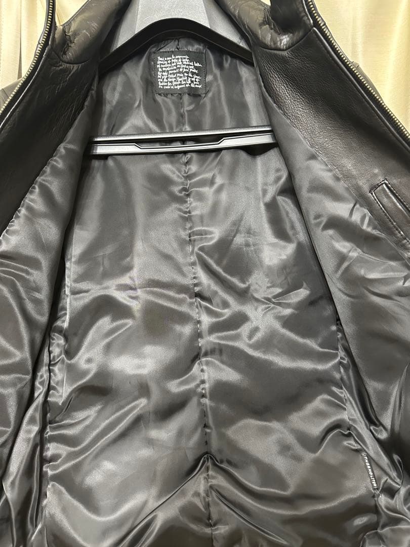 ナノユニバース　黒レザーシングルライダースジャケット