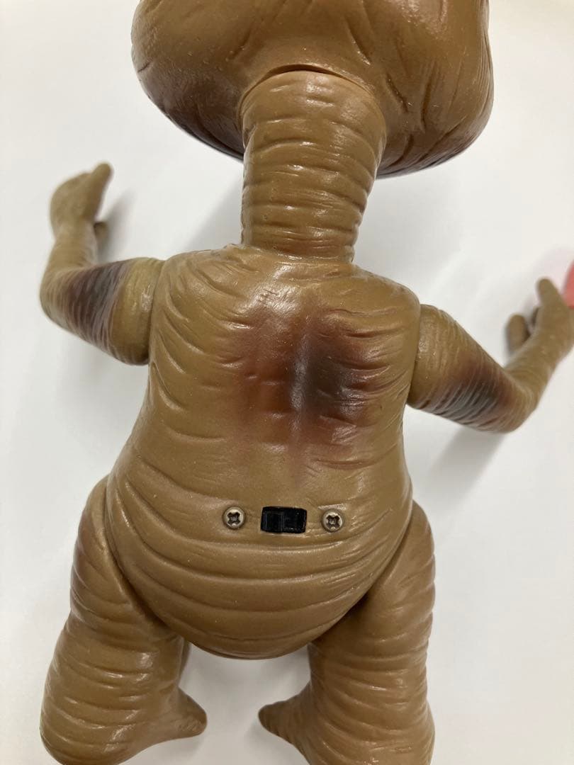 美品　E.T. フィギュア 手動き 赤い指付き