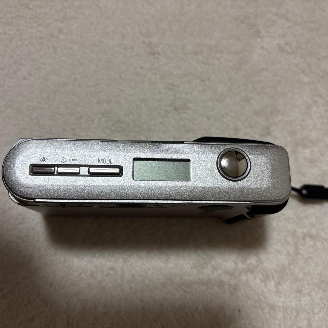 リコーGR10 RICOH GR10 コンパクトフィルムカメラ　シルバー