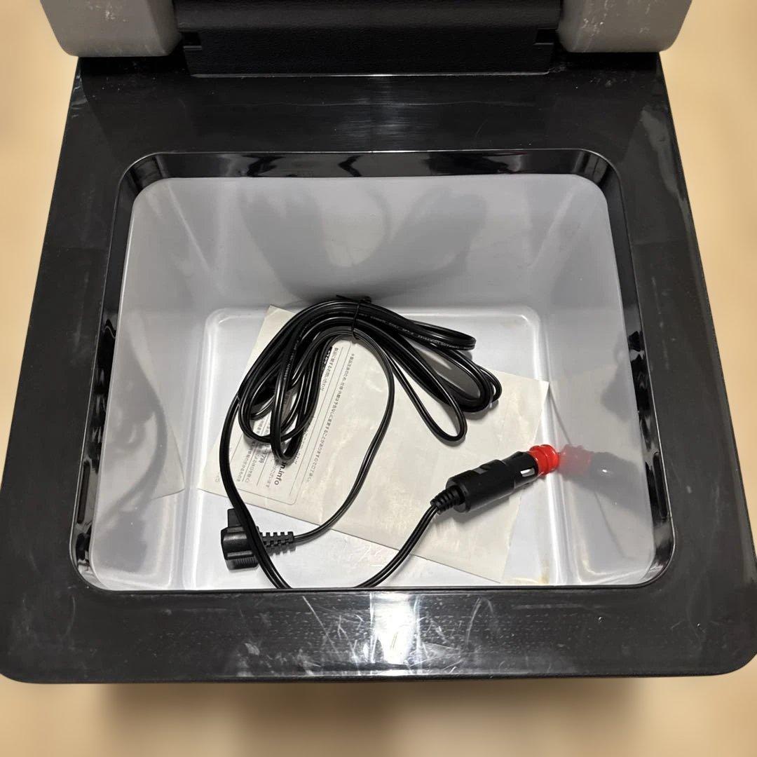 LIVZA ポータブル冷蔵庫 9L 車載対応 DC12V/24V